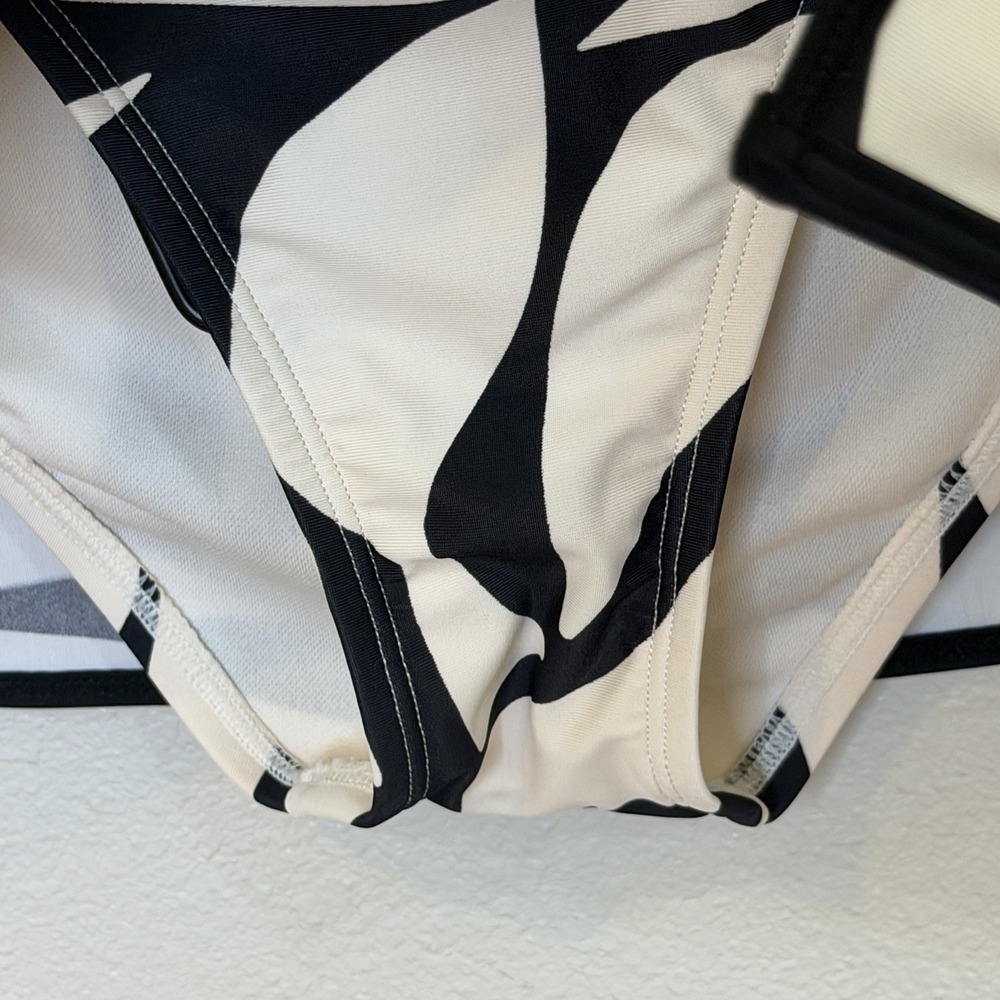 Sanctuary 2 Piece Swimsuit Medium Black Animal Print Full Coverage Top Skirt NEW - Picture 6 of 14